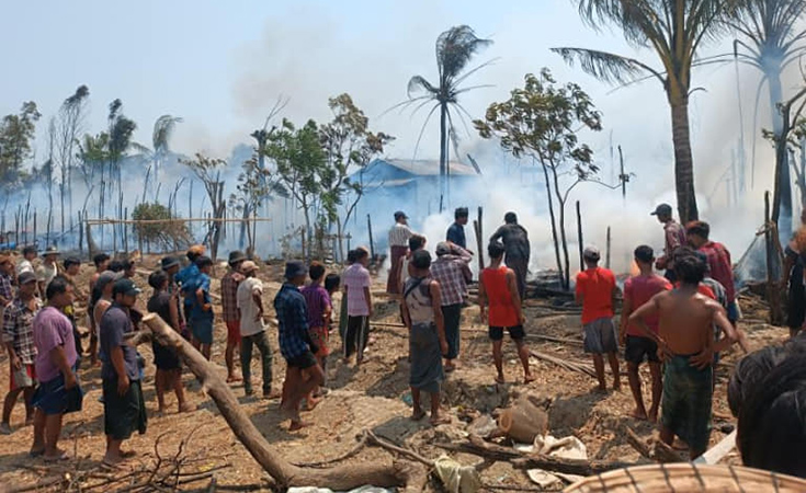 ဖျာပုံတွင် မီးလောင်ပြီး နေအိမ် ၁၅ လုံး ဆုံးရှုံး