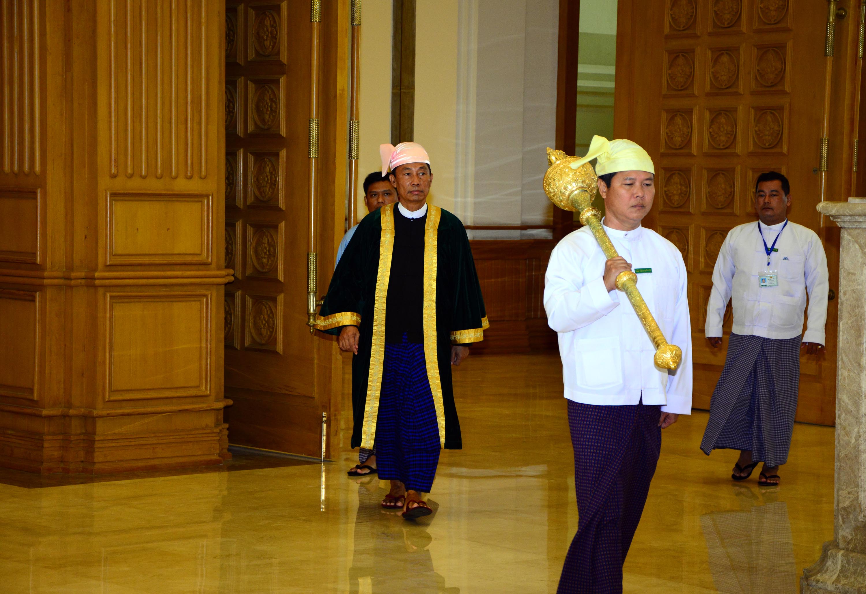 ပညာေရးဥပေဒၾကမ္းႏွင့္ေရြးေကာက္ပြဲစနစ္ လႊတ္ေတာ္တြင္ ေဆြးေႏြးမည္