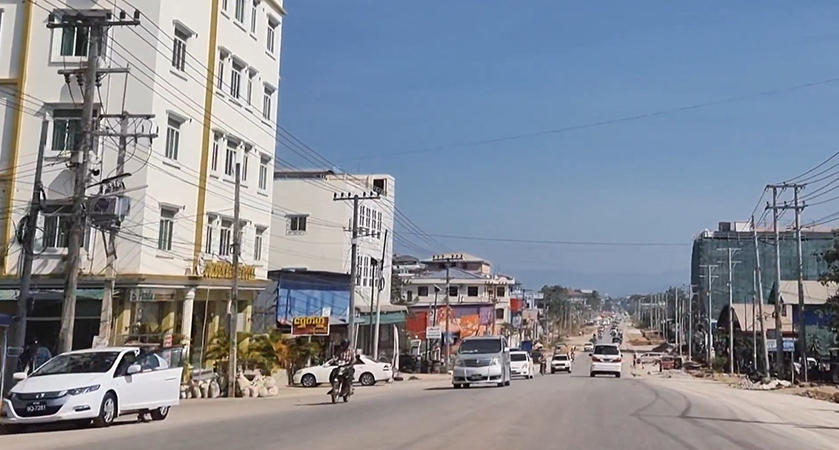မြဝတီမြို့ရှိ နောက်ဆုံးကျန် ခလရ ၂၇၅ တပ်ရင်းကို တော်လှန်ရေးတပ်များ စတင်တိုက်ခိုက်