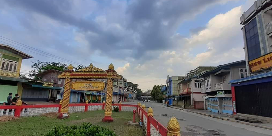 ၆ လနီးပါး လမ်းကြောပိတ်ထားသဖြင့် တမူးဒေသခံများ အခက်အခဲဖြစ်