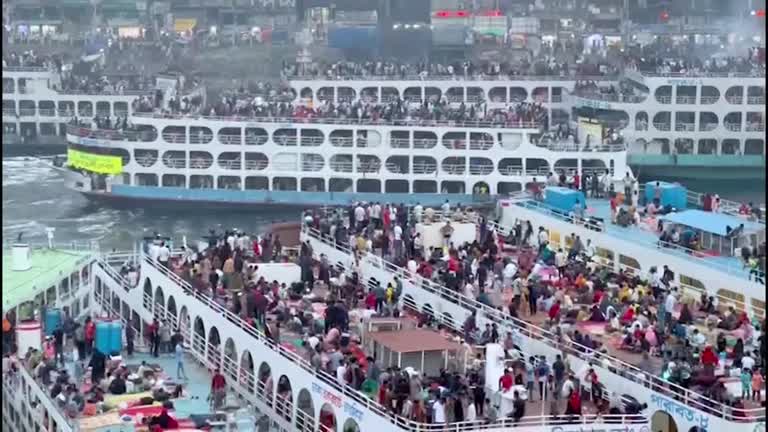 ဘင်္ဂလား‌ဒေ့ရှ်တွင် အိဒ်ပွဲတော်ဆင်နွှဲရန် လူထောင်ချီ နေရပ်ပြန်
