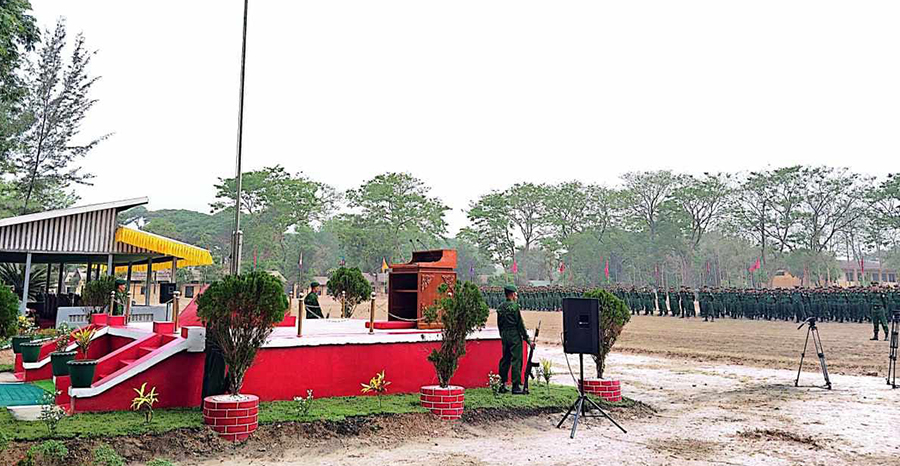 တိုက်ကြီးစစ်ဆေးရေးဂိတ် ပစ်ခတ်ခံရပြီးနောက် စစ်သင်တန်း ၂ ကျောင်းကို လုံခြုံရေးအပြည့် ချထား