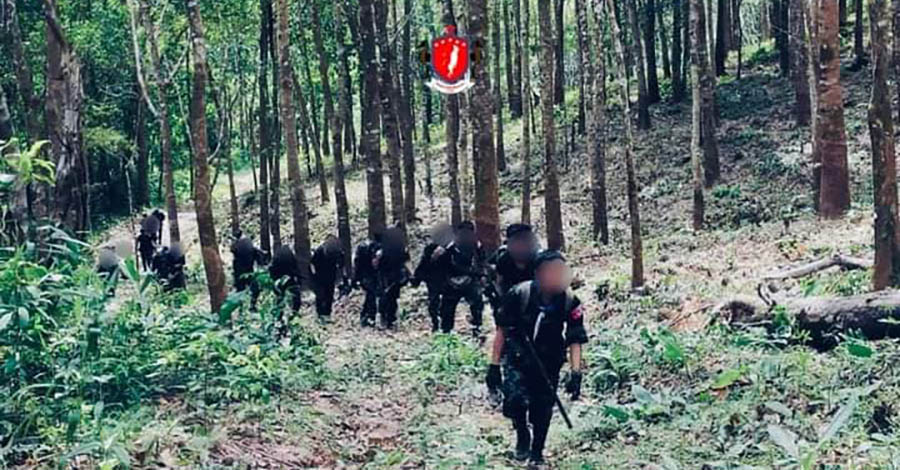 လောင်းလုံးနှင့် ပေါက်ခေါင်းတွင် စစ်သားများတိုက်ခိုက်ခံရပြီး အနည်းဆုံး ၂ ဦးသေ