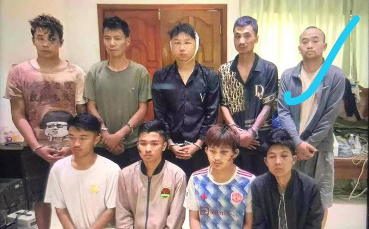 မူဆယ်တွင် ပြန်ပေးဆွဲအဖွဲ့ဝင် ၈ ဦး ကို စစ်တပ်ကဖမ်းဆီးသွားပြီးနောက် ပစ်သတ်ခံရ