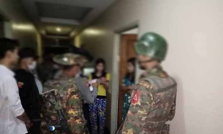 ငပုတောတွင် စစ်မှုထမ်းရန် ၁၇ နှစ်နှင့် ၄၀ ကျော်အရွယ်များကို စာရင်းကောက်နေ