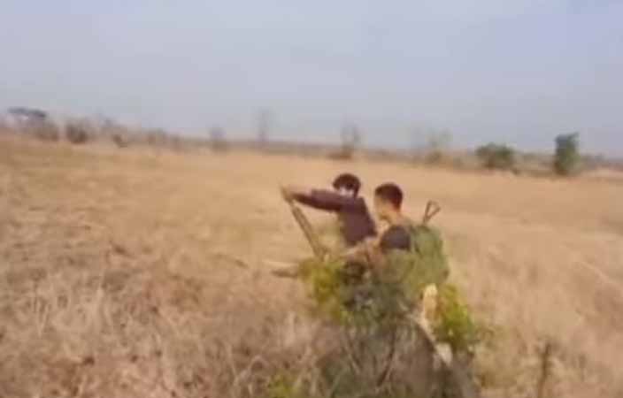 ပေါက်မြို့နယ်ထဲက ရွာ ၂ ရွာကို စစ်ကောင်စီဗုံးကြဲ၊ မင်းကင်း၊ မြေနီရွာကို မီးရှို့
