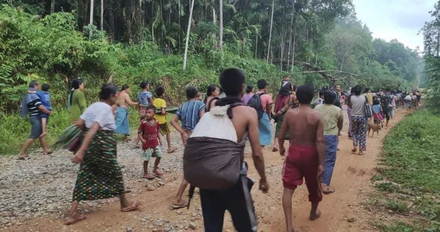 မြန်မာတွင် အိုးအိမ်စွန့်ခွာထွက်ပြေးရသူ ၃ သန်းကျော်ရှိလာပြီး ဆိုးဝါးသည့် သမိုင်းမှတ်တိုင် ဖြစ်လာ
