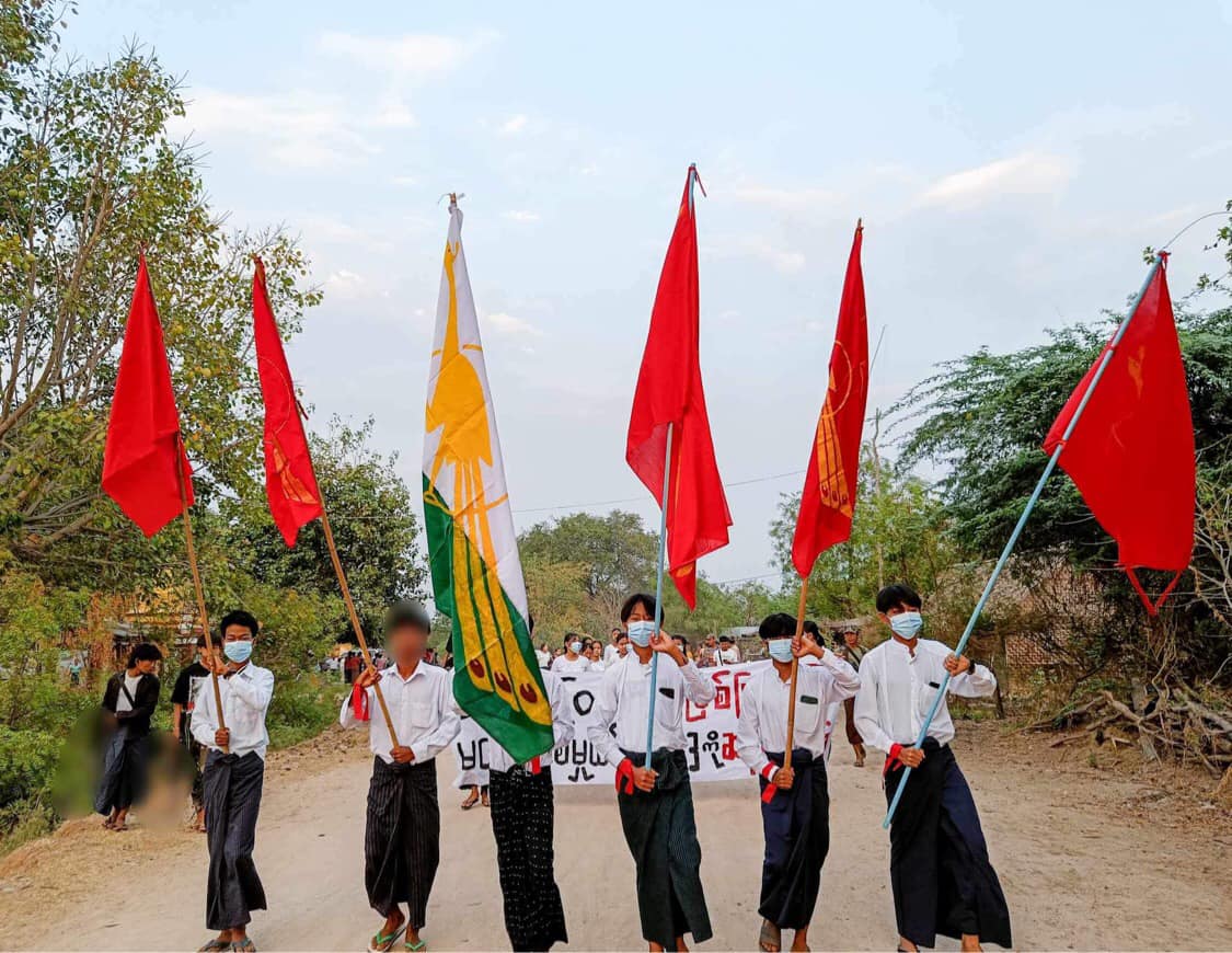 “ကျောင်းသားနှင့် ပြည်သူ စုစည်းမှုအင်အားက စစ်အာဏာရှင်ရဲ့ ထိုင်ခုံကို ကိုင်လှုပ်နိုင်တယ်” ဗကသများအဖွဲ့ချုပ်   