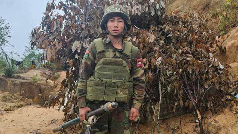 ဆွမ်ပရာဘွမ်တိုက်ပွဲ၌ ရန်သူကို တဦးချင်း သတ်ပုတ်အနိုင်ယူခဲ့သည့် KPF ရဲဘော် ၁ ဦး ဂုဏ်ပြု ချီးမြှင့်ခံရ 