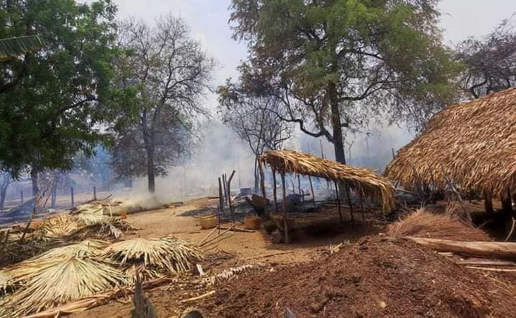 မြိုင်နှင့်ပုလဲတွင် စစ်တပ်က PDF စခန်းအပါ နေအိမ် ၆၀ ကျော်မီးရှို့၊ ဒေသခံ ၂ ဦးကိုသတ်ပြီး ၂၀ ခန့် ဖမ်းဆီး  