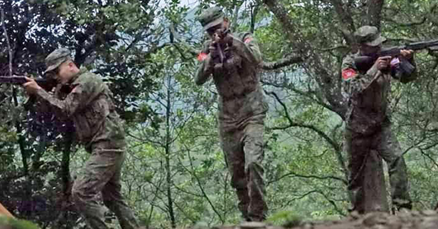 သံတွဲတွင် တိုက်ပွဲပြင်းထန်၊ စစ်ကောင်စီ ဗုံးကြဲသဖြင့် ဒေသခံ ၉ ဦးသေ