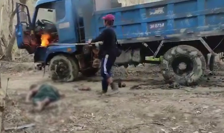 မြို့နယ် ၃ ခုတွင်  ပျူစောထီး၊ အုပ်ချုပ်ရေးမှူးနှင့် ရဲဝန်ထမ်းဟောင်းတို့ ပစ်ခတ်ခံရ