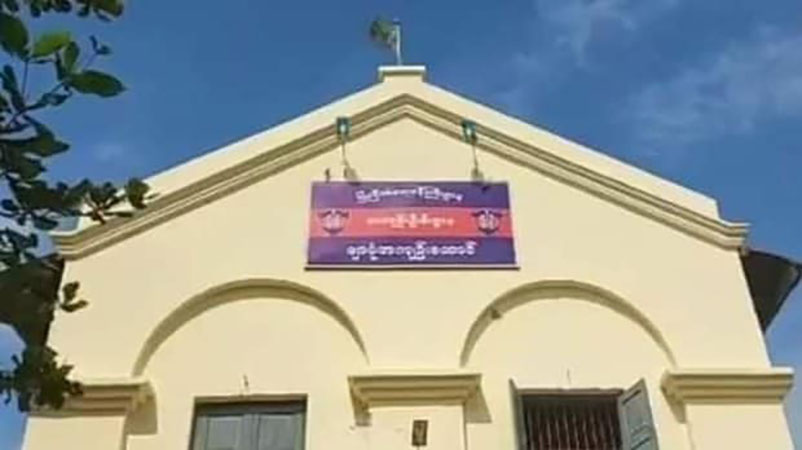 ဖျာပုံထောင်တွင် ရုန်းရင်းဆန်ခတ်ဖြစ်ပြီးနောက် ထောင်ဝင်စာ ပါဆယ်ပစ္စည်း ပေးခွင့်မရ