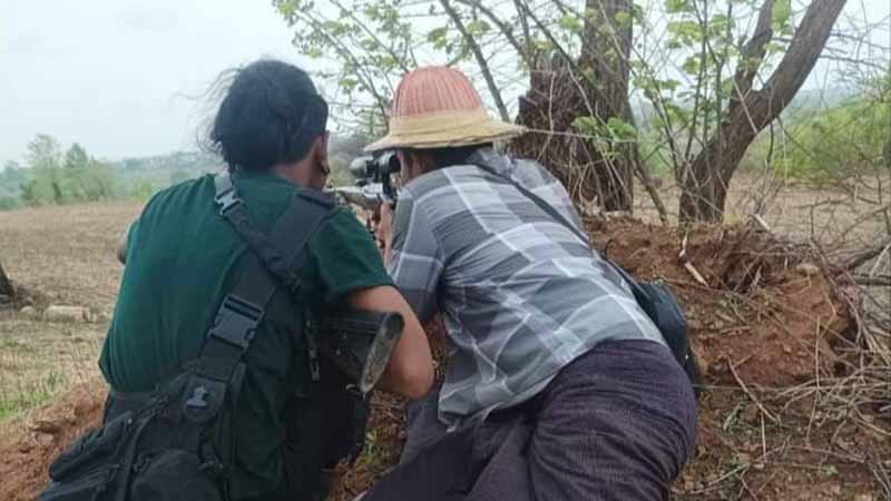 စစ်ကိုင်းနှင့် မကွေးတိုင်းတို့တွင် စစ်ကောင်စီတပ်များ တိုက်ခိုက်ခံရ