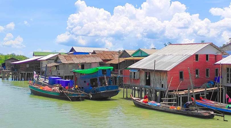 ကျွန်းစုတွင် ဒေသခံ ၈ ဦးကို ရေတပ်က ဖမ်းဆီး