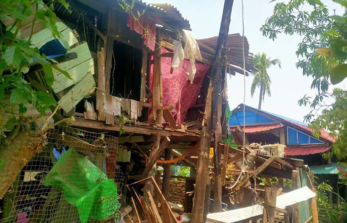 ပုဏ္ဏားကျွန်းတွင် ဗုံးကြဲဒဏ်ရာရ အမျိုးသမီး ၂ ဦး ထပ်မံသေဆုံး၊  စစ်တွေ၌ စစ်တပ်က ကျွဲများကို ဖမ်းဆီးပြီး ကျပ်သိန်း ၅၀ တောင်း 