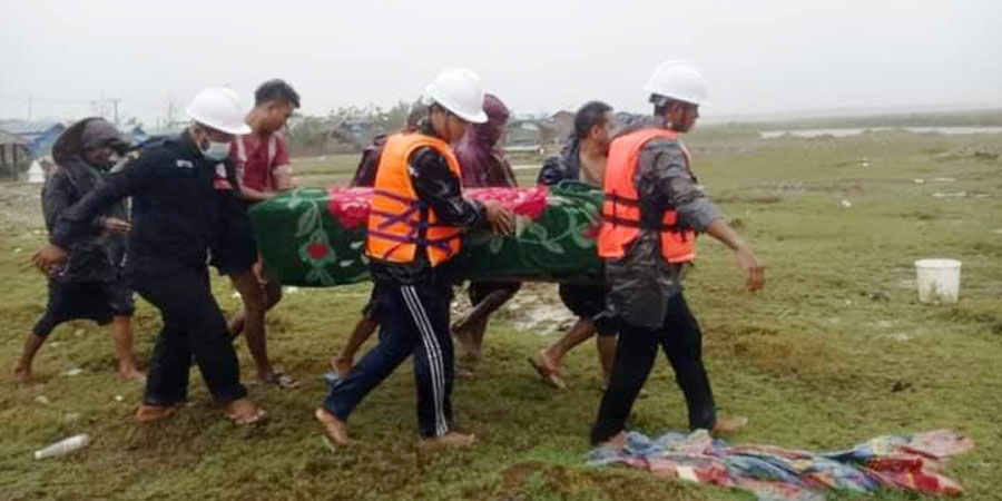 ပျောက်ဆုံးမိသားစုဝင်များ ပြန်လာလိမ့်မည်ဟု မျှော်လင့်နေသည့် ဗျိုင်းဖြူရွာက အမျိုးသမီးများ