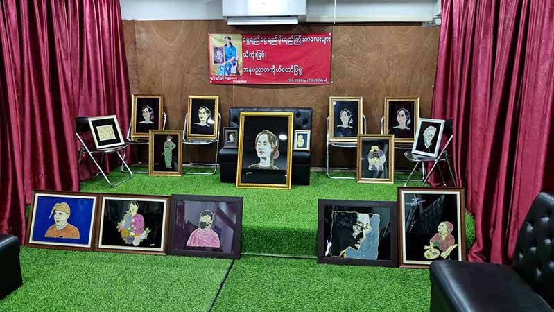 ပန်းချီရီရီမွန် (မန္တလေး)၏ လက်ရာ  ရွှေခြည်ထိုး ပန်းချီပြပွဲ (ဓာတ်ပုံ) 