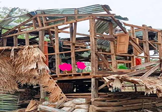 ဟုမ္မလင်း၊ ဘုတလင်နှင့် ကျိုက်ထိုတွင် တိုက်ပွဲဖြစ်ပွားပြီး စစ်တပ်က လက်နက်ကြီးဖြင့်ပစ်ခတ်၊ ဒေသခံသောင်းချီ တိမ်းရှောင်နေရ 