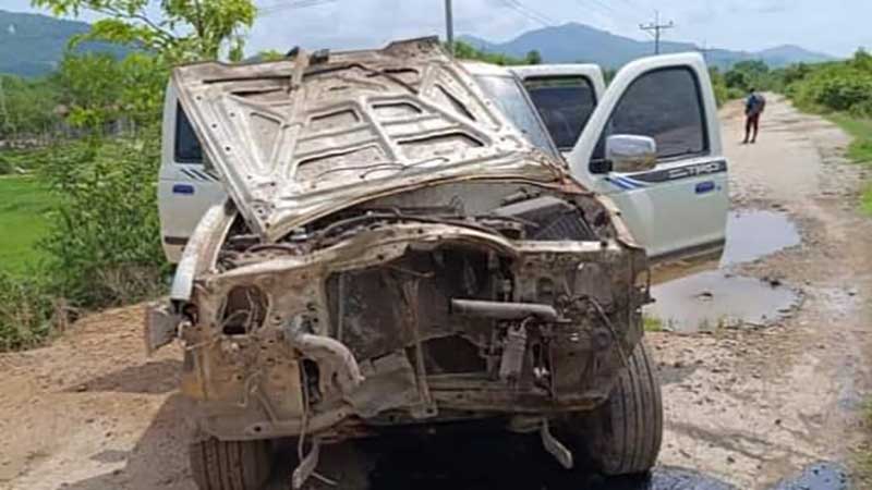 အင်ကြင်းမြိုင် လေကြောင်းရန်ကာကွယ်ရေးတပ်က တပ်ရင်းမှူး စီးလာသည့်ကား တိုက်ခိုက်ခံရ