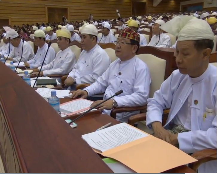 လႊတ္ေတာ္တြင္း ေဆြးေႏြးခ်က္ ႏုိင္ငံပုိင္သတင္းစာတြင္ ဆင္ဆာျဖတ္ေတာက္မႈမ်ားရွိ