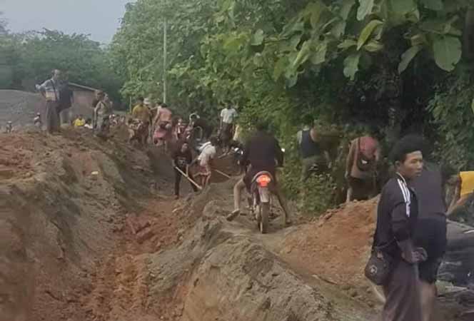 စစ်တပ် လက်နက်ကြီးကြောင့် ရေဦးပြည်သူ ၁ ဦး သေဆုံး၊ မြစ်ကြီးနား ရွာချင်းဆက်လမ်းများ ဖျက်ဆီးခံရ 