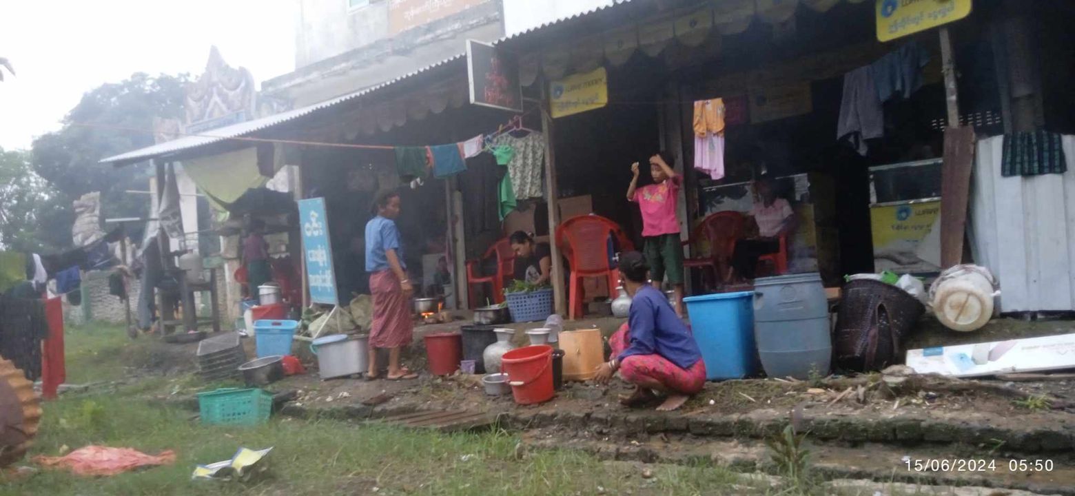 တိုက်ပွဲကြောင့် မောင်တော၊ သီဟိုအေးရွာသား ၁၀၀၀ နီးပါးပိတ်မိ၊ အစားနှင့်ဆေးဝါးအကူ လိုအပ်နေ