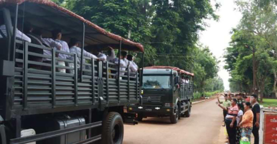 ပုသိမ်တက္ကသိုလ်တွင် ဒုတိယအကြိမ် စစ်သင်တန်းဖွင့်၊ စစ်မှုထမ်းအပတ်စဥ် ၃ အတွက် လူငယ်များကို စစ်သင်တန်းကျောင်းပို့