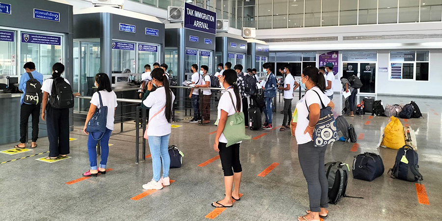 စစ်မှုထမ်းဥပဒေကြောင့် ထိုင်းကို တိမ်းရှောင်လာသည့် လူငယ်များ အလုပ်နှင့် ဗီဇာခက်ခဲနေ