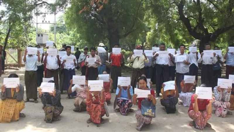 စစ်ကောင်စီတပ်နှင့် သီတဂူဆရာတော် အလိုမရှိကြောင်း မြောင်မြို့နယ်၌ ဆန္ဒပြ