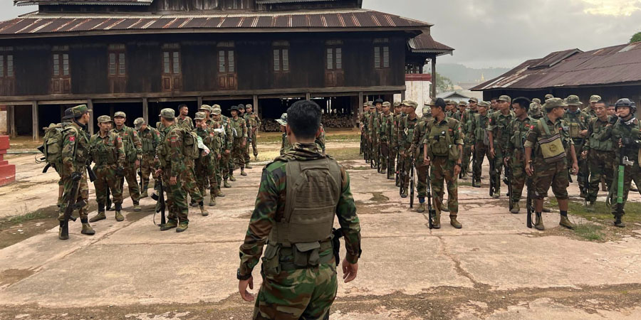 ကျောက်မဲမြို့က ရုံး ၁၀ ရုံး၊ အမြောက်တပ်နှင့် ပြည်သူ့ဆေးရုံတို့ကို TNLA သိမ်းပိုက်