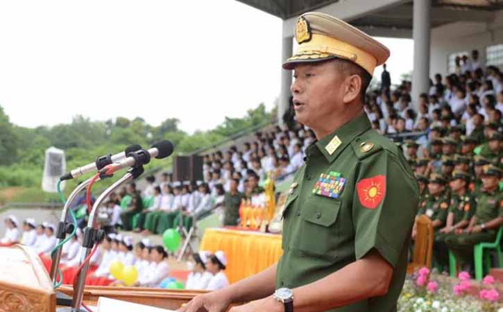 အရှေ့မြောက်တိုင်းစစ်ဌာနချုပ်ကျသွားမှာ တပ်မိသားစုဝင်များ စိုးရိမ်နေ 