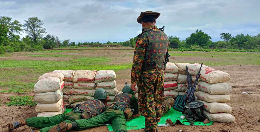 စစ်မှုထမ်းအပတ်စဥ် ၁ သင်တန်းဆင်း တပ်သားသစ်များကို စစ်ကောင်စီ ရှေ့တန်းပို့