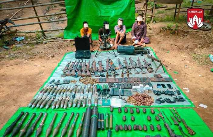 စဉ့်ကူးမြို့နယ်၌  စစ်တပ်စခန်း ၆ ခုကို မန္တလေး PDF သိမ်းပိုက်၊ စစ်သုံ့ပန်း ၁၃ ဦး ဖမ်းဆီးရမိ