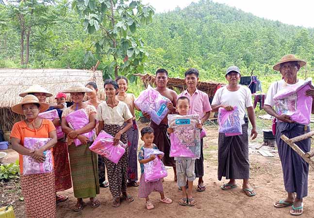 ကောလင်းစစ်ရှောင်များအတွက် ခြင်ထောင်များလှူဒါန်း