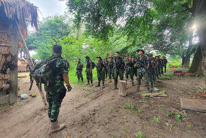 ဖာပွန်ခရိုင်တွင် ဇွန်လအတွင်း စစ်တပ်နှင့် KNLA တို့ တိုက်ပွဲပေါင်း ၁၂၀ ကျော်ဖြစ်ပွား