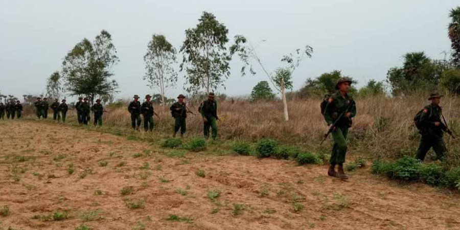 သေဆုံးစစ်သည်များ၏ လစာထုတ်စားနေသည့် စစ်ကောင်စီတပ် အရာရှိအချို့ ဖမ်းဆီးခံရ
