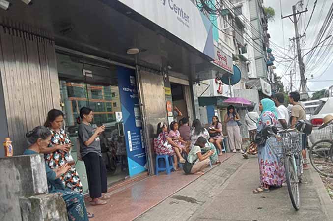 K-Pay၊ Wave ဖြင့် ငွေသားထုတ်ယူရန် ခက်ခဲနေပြီး ကိုယ်စားလှယ်များ လုပ်ငန်းရပ်ထား