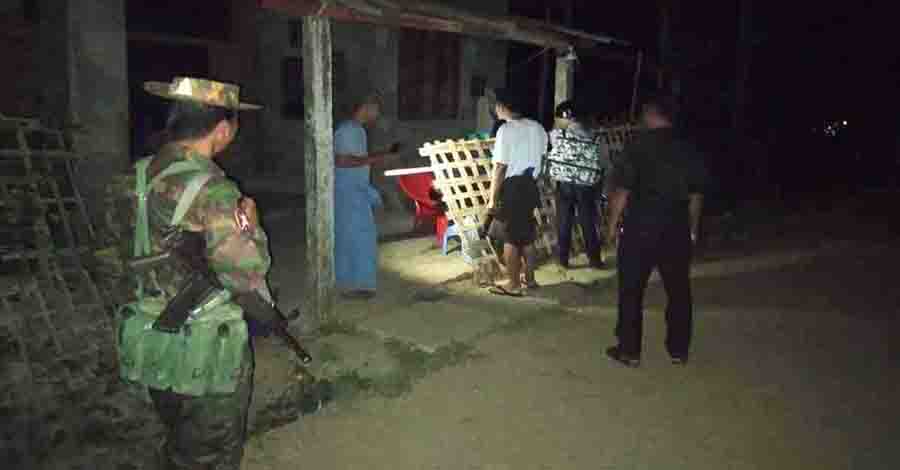 ဧရာဝတီတိုင်းတွင် လူ ၂၀ ကျော် ဖမ်းဆီးခံရ၊ မိုးကောင်းမြို့ NLD ပါတီဝင် ၂ ဦး၏ ဇနီး ၂ ဦးဖမ်းခံရ