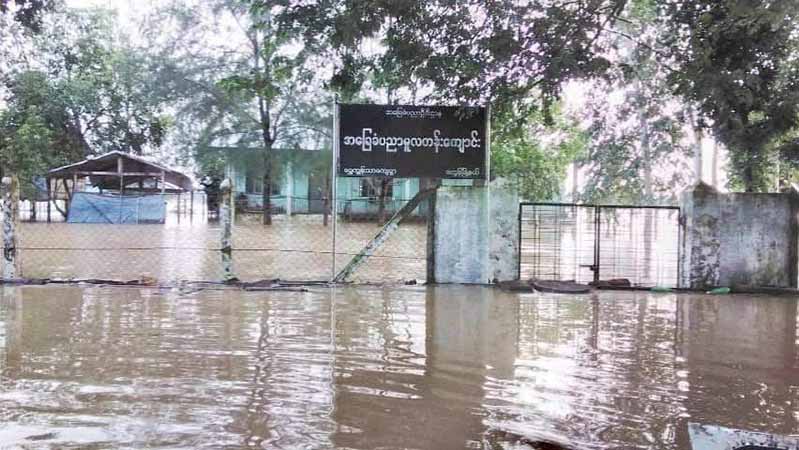 ဧရာဝတီမြစ်ရေကြီးမှုကြောင့် ဇလွန်မြို့နယ်၌  အခြေခံပညာကျောင်းများ ယာယီပိတ်