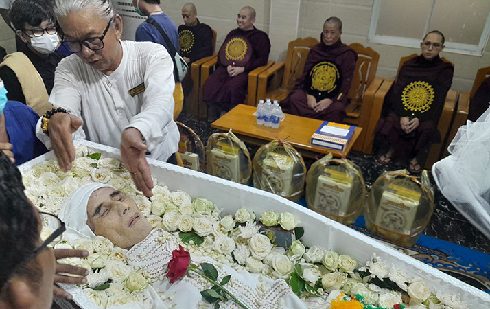 အဆိုတော် စိုင်းဆိုင်မောဝ်၏ စျာပန ကျင်းပ