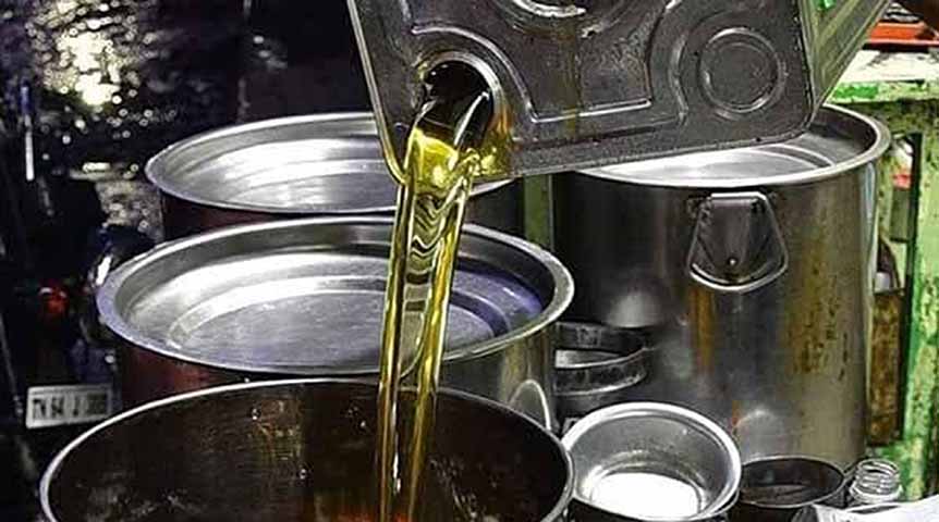 ပြင်ပဈေးကွက်တွင် စားအုန်းဆီတပိဿာ ကျပ် ၁၅,၀၀၀ ထိ မြင့်တက်