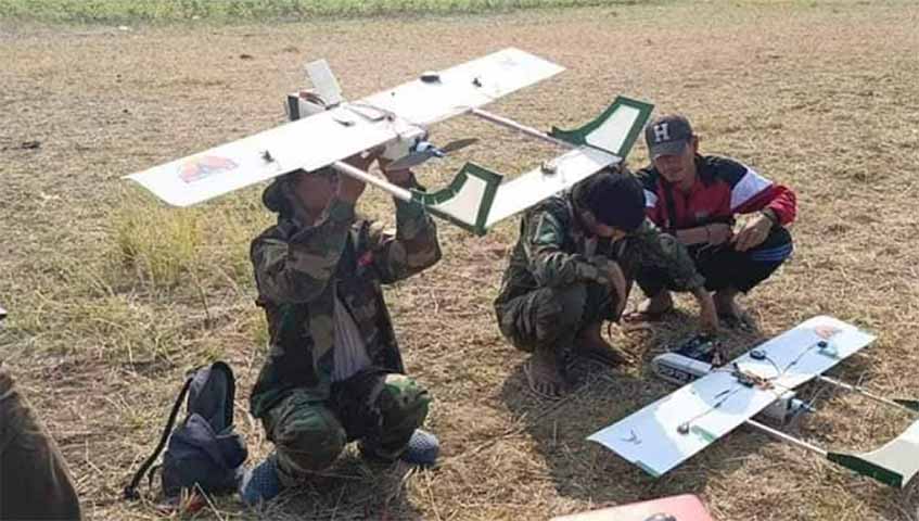 ရွှေဘိုနှင့် မုံရွာတွင် စစ်ကြောင်းနှင့်စခန်း တိုက်ခိုက်ခံရပြီး ၇ ဦးသေ