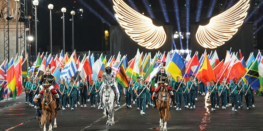 ပြင်သစ်အိုလံပစ်ပြိုင်ပွဲ ဖွင့်ပွဲအခမ်းအနားကို ကမ္ဘာလှည့်ခရီးသည်များ ချီးကျူး