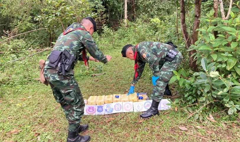 ထိုင်းစစ်တပ်နှင့် မူးယစ်ဆေးသယ်အဖွဲ့ ပစ်ခတ်၊ စိတ်ကြွဆေး ၁ သိန်းကျော်ဖမ်းမိ 