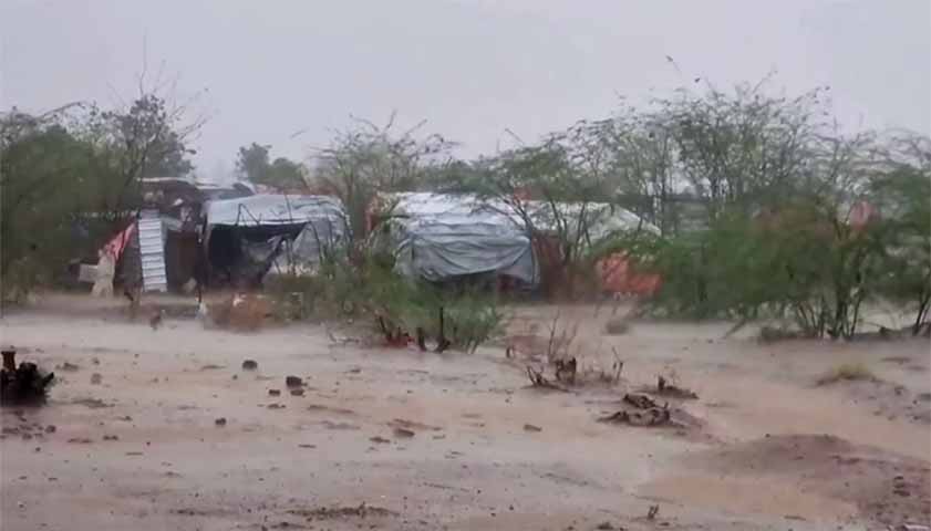 ယီမင်တွင် မိုးသည်းထန်စွာ ရွာသွန်းမှုကြောင့် လူ ၄၀ သေဆုံးပြီး ၅ ဦး ပျောက်ဆုံးနေ