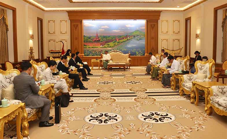 တရုတ်အထူးကိုယ်စားလှယ် စစ်ခေါင်းဆောင်နှင့်တွေ့ဆုံ၊ ငြိမ်းချမ်းရေးနှင့် ရွေးကောက်ပွဲကိစ္စ ဆွေးနွေး