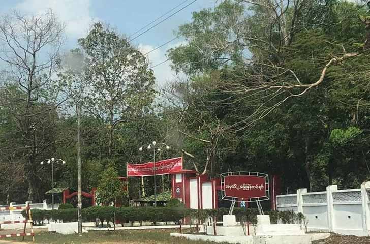 ကျိုက်ထိုတွင် စစ်သား ၁ ဦးထွက်ပြေးသဖြင့် လုံခြုံရေးတင်းကျပ်ပြီး လိုက်လံရှာဖွေ