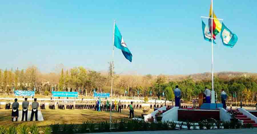 ဇီးပင်ကြီး ဗဟိုဝန်ထမ်းတက္ကသိုလ်မှ သင်တန်းသားများကို နေရပ်ပြန်ခွင့်မပေး