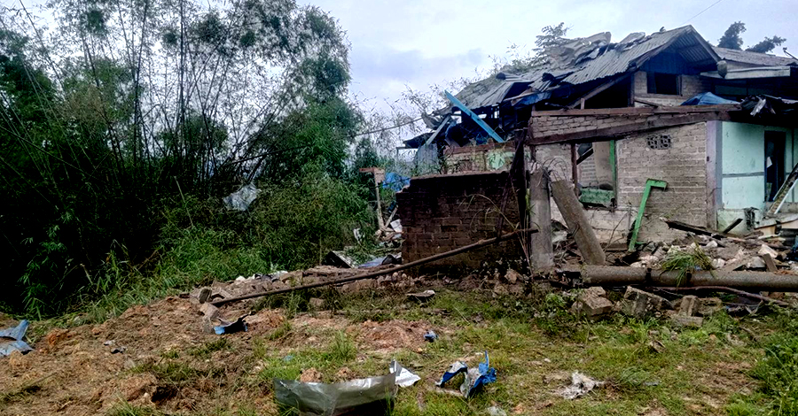 နမ့်ဆန်မြို့ကို စစ်ကောင်စီတပ်က လေယာဉ်ဖြင့် ဗုံးကြဲ  